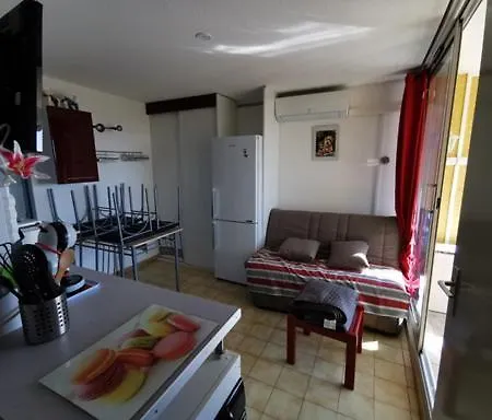 Santa Marina Apartment *